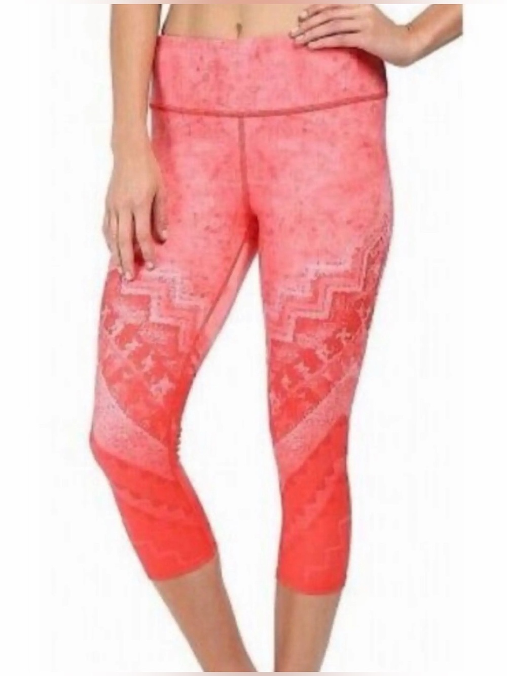 ALO Yoga Airbrush Poppy Casbah Print Capri Leggings